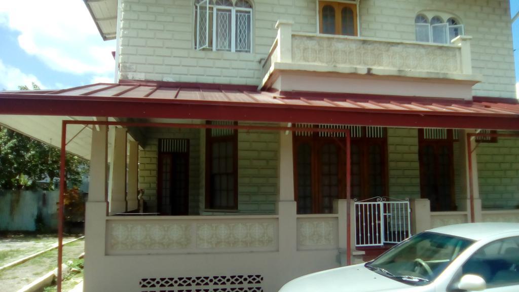 Robert'S Guest House Port of Spain Zewnętrze zdjęcie
