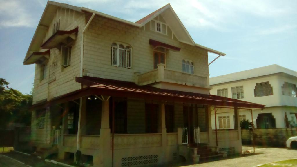 Robert'S Guest House Port of Spain Zewnętrze zdjęcie